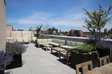 Rented by Manhattan Apartment Organization