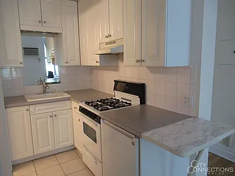 Rented by City Connections Realty