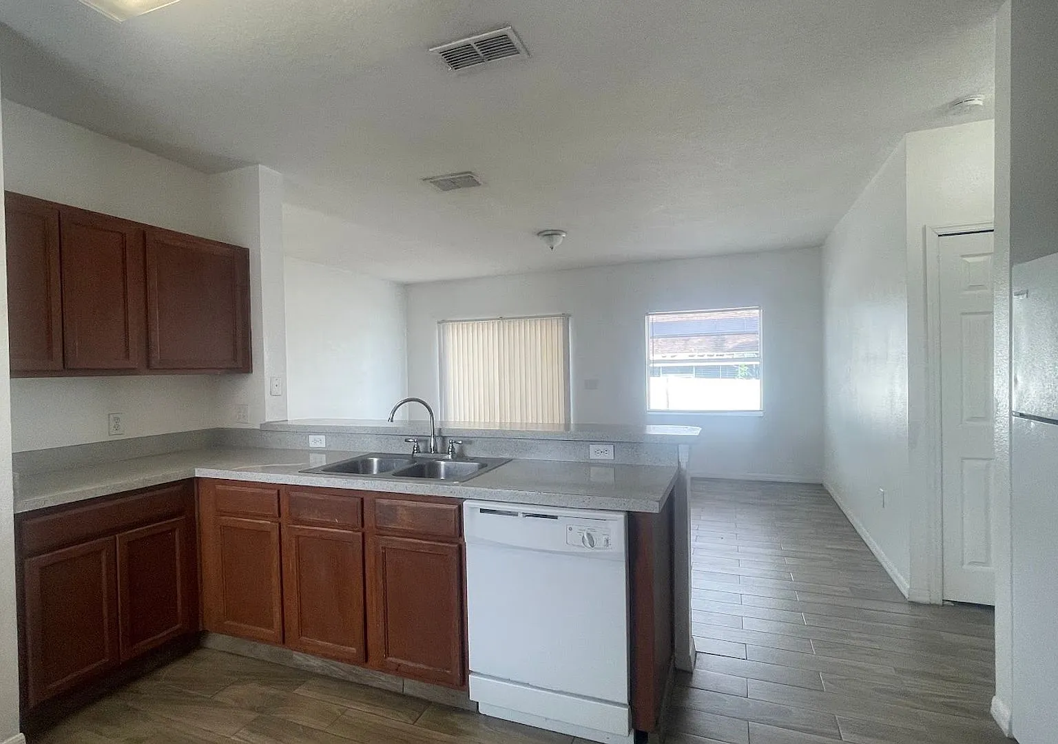 874 Fraser Drive Poinciana FL 34759 — Photo 4
