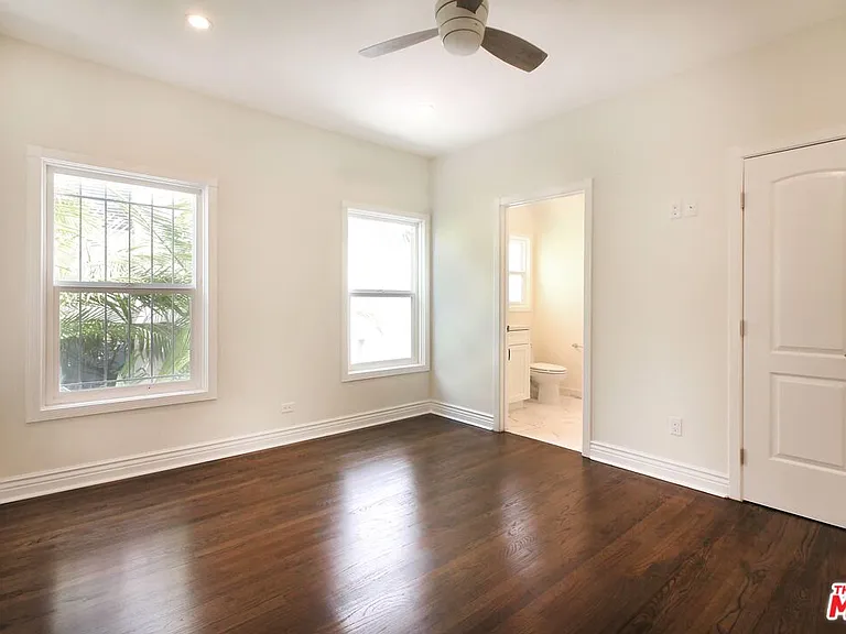442 S Roxbury Dr #A — Photo 21