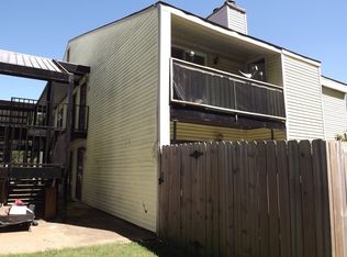 1768 6th Crompton Sq #B, Bartlett, TN 38134