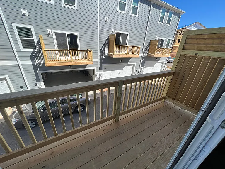 2027 Tears Ln — Photo 14