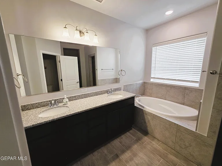 12936 Tatenhill Dr — Photo 12