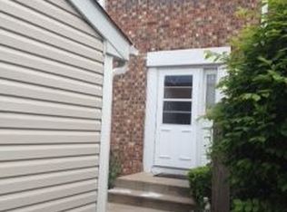 353 E Roland Dr, Glendale Heights, IL 60139