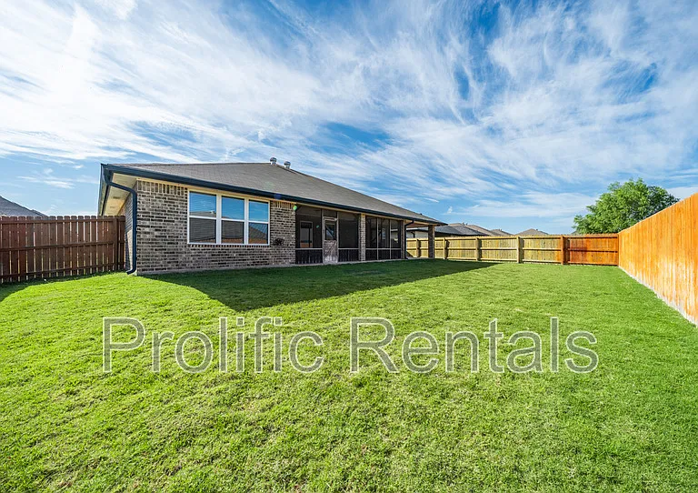 5301 Primavera Ln — Photo 30