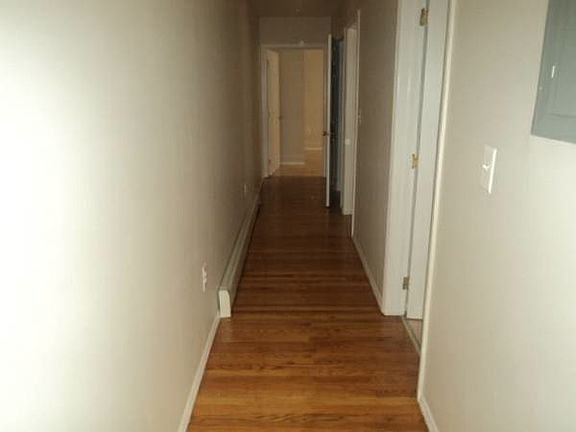 4th image of 312 Beach 86th St #2