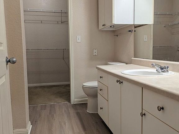5th image of 911 N Orange Ave APT 303