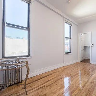 Rented by Nooklyn NYC LLC | media 36