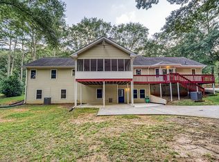 5170 Lake Carlton Rd S, Loganville, GA 30052