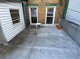 28-18 Ditmars Blvd #1, Astoria, NY 11105