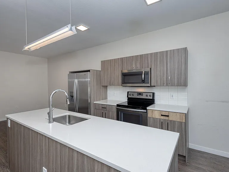 Colewood Apartments — Photo 52