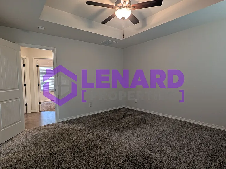 660 N Montego St — Photo 8