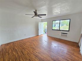 7035 Rue Granville
