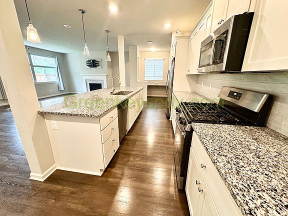 5th image of 23119 NE Sockeye St