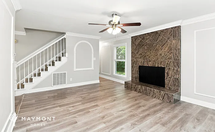 3 bed, 2.0 bath, 1500 sqft, $2,145 — Photo 4