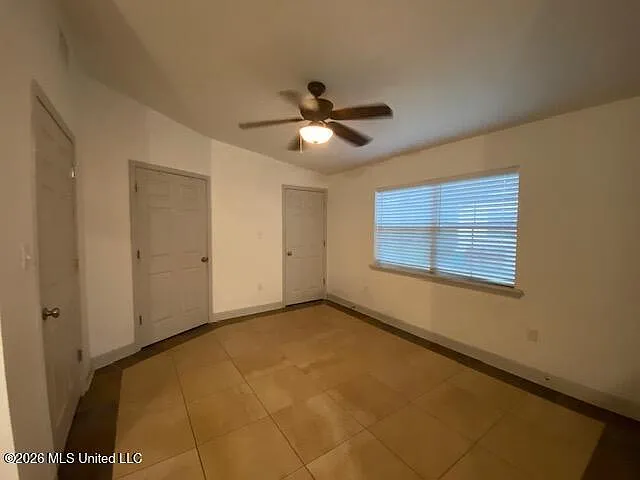 309 Seal Ave — Photo 8