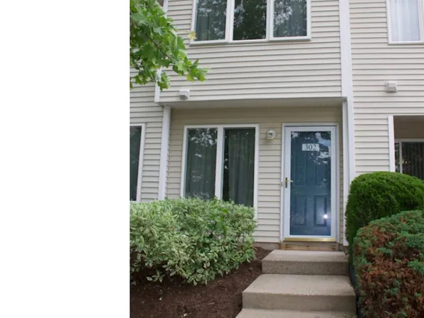 302 Colettes Ct #302, North Wales, PA 19454