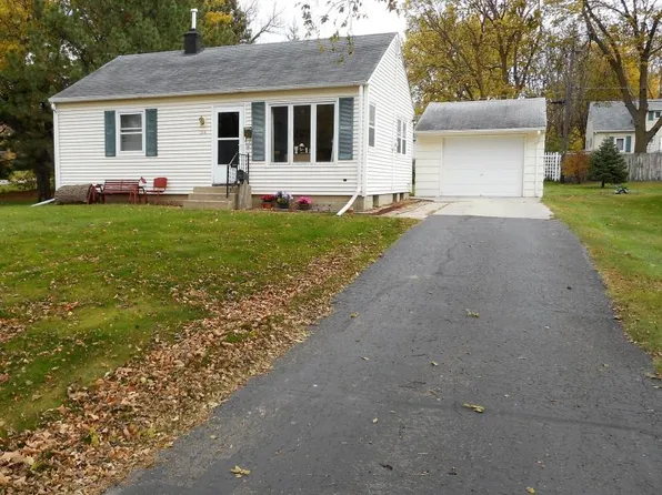 214 N 12th St, Montevideo, MN 56265