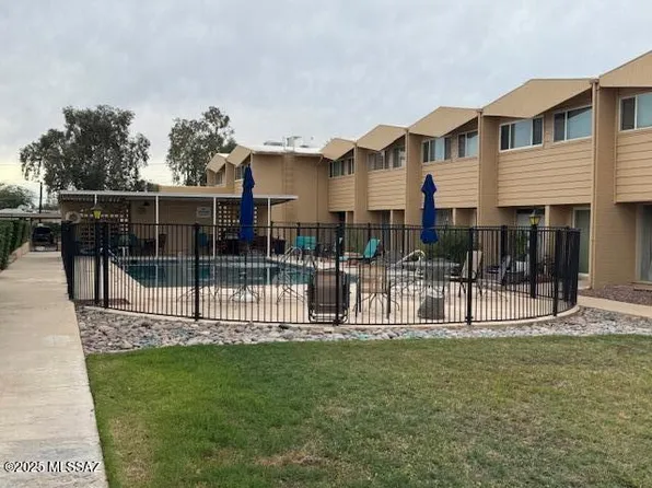 1745 S Jones Blvd #K-208, Tucson, AZ 85713