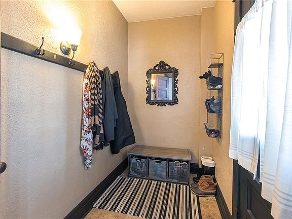 4th image of 55 Benson Ave