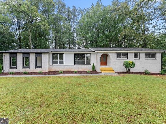 2nd image of 758 Springlake Rd