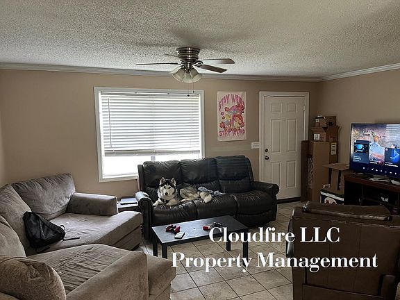 2nd image of 215 James Cir #215