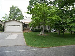2nd image of 218 Lakewood Dr