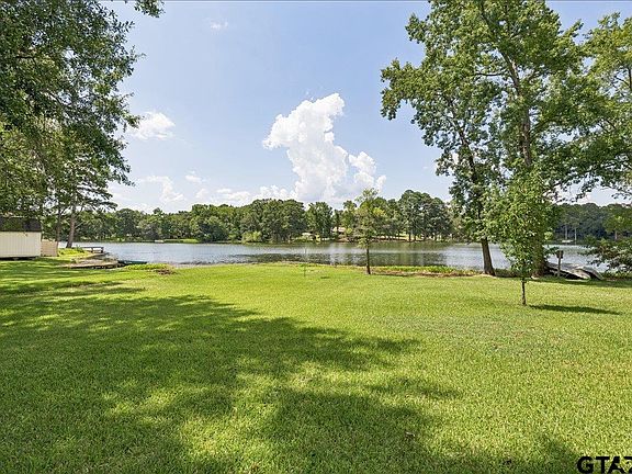 3rd image of 1160 County Road 2425