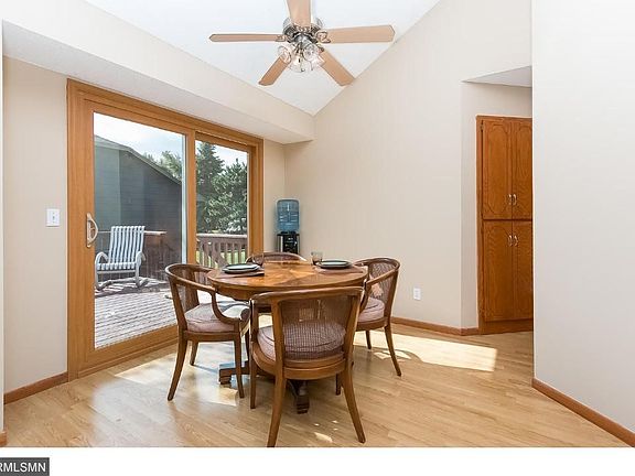 3rd image of 11982 Blackfoot St NW