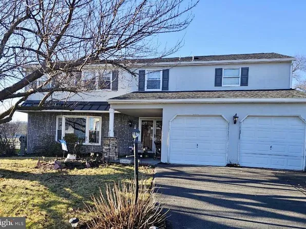 93 Estate Rd, Boyertown, PA 19512