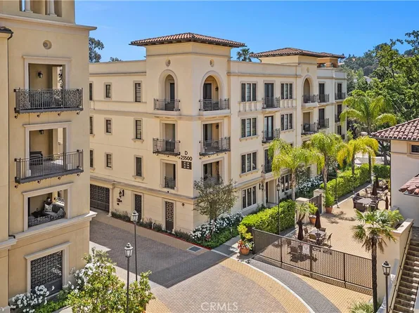 23500 Park Sorrento #D42, Calabasas, CA 91302