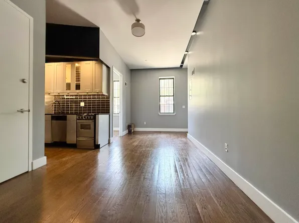 619 Gates Avenue image 1 of 8