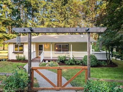 20526 94th Place SW, Vashon, WA, 98070