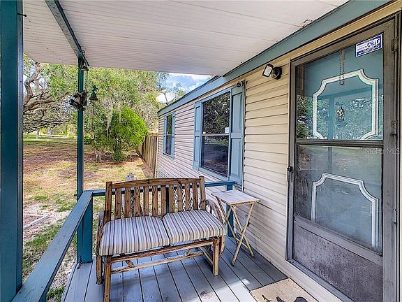 4th image of 3820 Rolling Hills Ct W