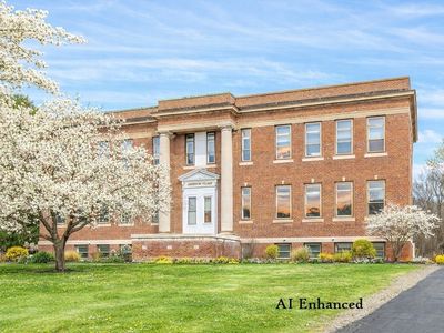 280 Village St APT F1, Medway, MA, 02053