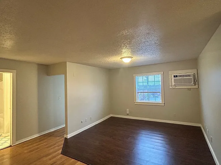The Heritage House — Photo 3