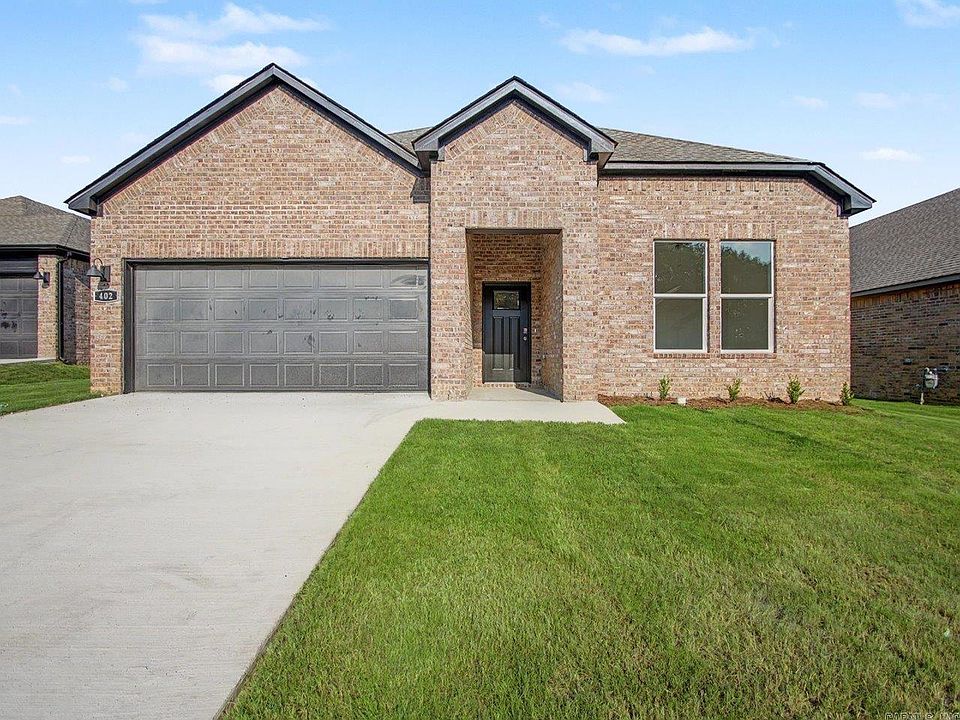 1st image of 614 Riley Ln