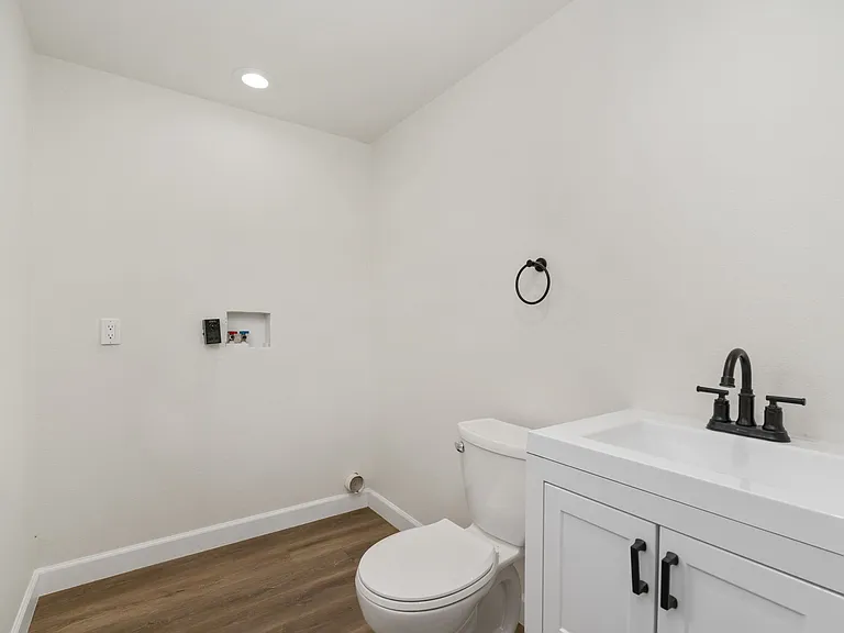 14292 Jurupa Ave — Photo 18
