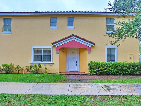 5th image of 2207 Shoma Drive #2207
