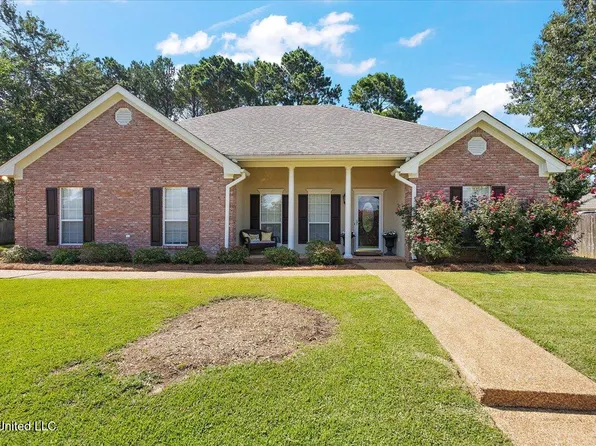 205 Stonebriar Ln, Brandon, MS 39042