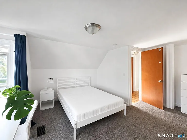 26 Compton St #2 — Photo 24