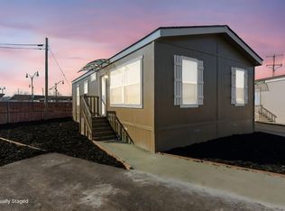 317 Moffat Blvd #21, Manteca, CA