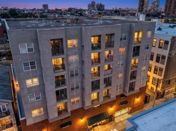 318 54Th St #4L, West New York Town, NJ 07093