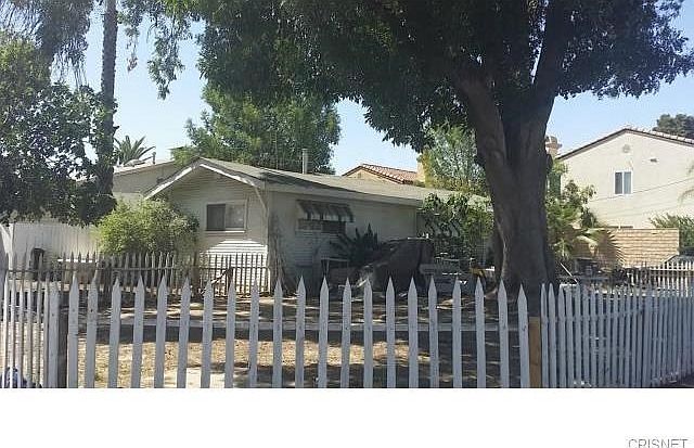 1st image of 6605 Gloria Ave