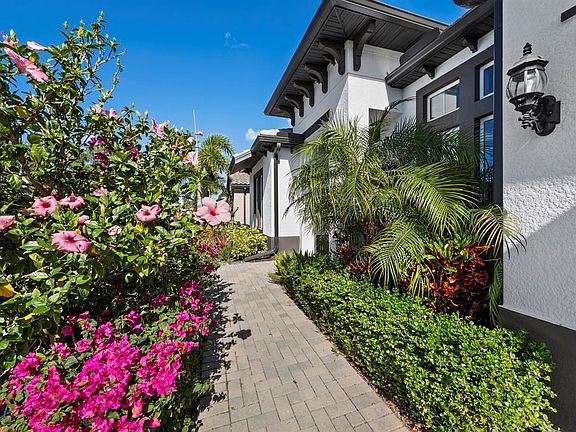 4th image of 6129 LUNGO LAGO DRIVE