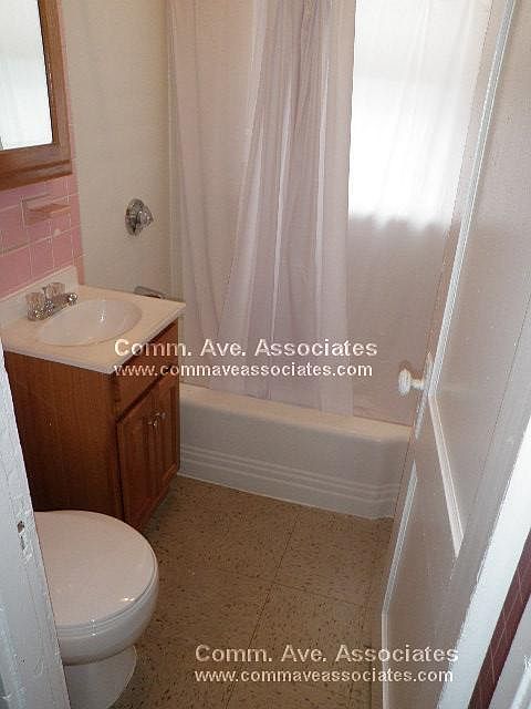 2nd image of 165 Kelton St APT 22