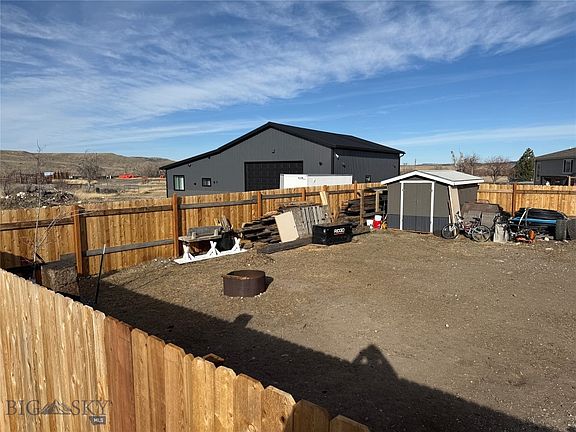 5th image of 1100 E 2nd Ave
