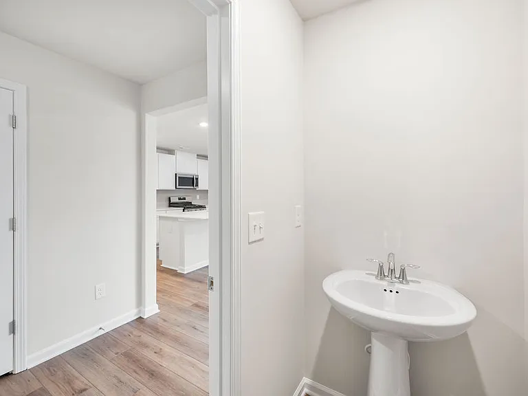 115 Broadtree Cir — Photo 13