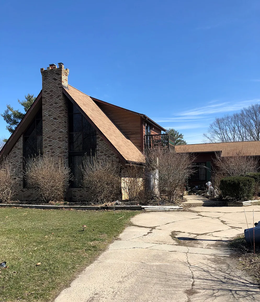 643 Sunnyside Rd photo 1