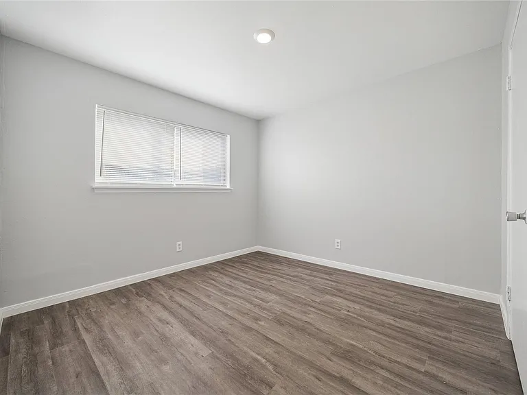 1716 Crownover Rd #18 — Photo 7